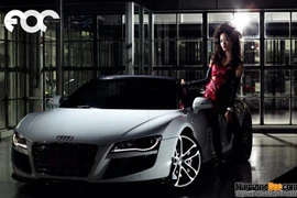 Nóng bỏng "cặp đôi hoàn hảo" Pim Hongsapan và Audi R8 Spyder