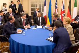 Mỹ, EU gấp rút chuẩn bị một lệnh trừng phạt tiếp theo dành cho Nga