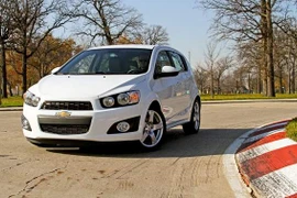 GM thu hồi Chevrolet Sonic 2012 do lỗi má phanh 