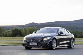 Mercedes-Benz S65 AMG coupe mới trình làng ở Moscow Motor Show