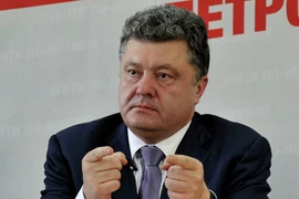 Tổng thống Ukraine tuyên bố kết thúc lệnh ngừng bắn