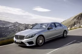 Doanh số bán xe của Mercedes đạt kỉ lục trong tháng 9