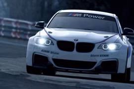 BMW M235i Racing: Hiệu suất cao, giá “mềm”