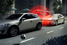 Volvo tiếp tục nâng cấp công nghệ cảnh báo an toàn cho xe hơi