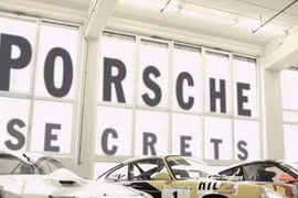 Khám phá bí mật từ bảo tàng Porsche tại Stuttgart