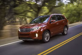Kia Sorento 2014 liên tiếp được đánh giá cao về độ an toàn