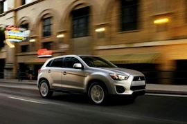 Mitsubishi Outlander Sport 2014: Ấn tượng an toàn và tiện lợi
