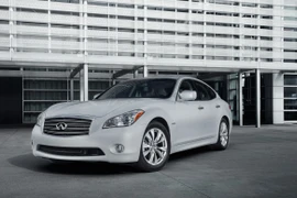 Xe Infinity M đời 2012 đạt tiêu chuẩn “5 sao”