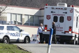 Thiếu niên cầm dao đâm bị thương 20 người ở trường trung học 