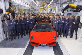 Lamborghini khai tử dòng xe Gallardo sau 10 năm huy hoàng