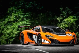 Mê mẩn với siêu xe tốc độ McLaren 650S GT3 