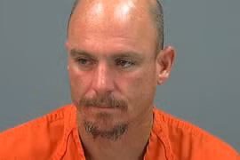 Trốn tù để được gặp bạn gái trong ngày Valentine 