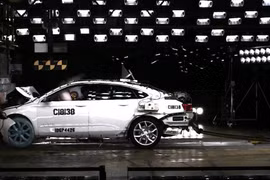 Chevrolet Impala 2014 đạt 5 sao về độ an toàn