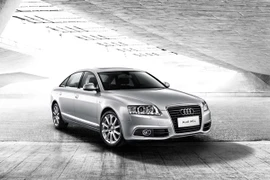 Chính phủ Trung Quốc tuyên bố chỉ "xài" "xế nội"