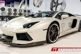 Chiêm ngưỡng Lamborghini Aventador trắng đẹp lóa mắt