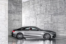 Mercedes S-Class Coupe lộ hình ảnh chính thức 