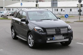 Mercedes M-Class plug-in hybrid sẽ chính thức ra mắt vào 2015