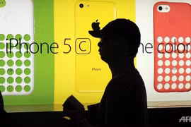 Nhẫn tâm bán con để lấy tiền mua iPhone