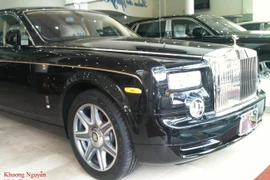 Cặp đôi Rolls-Royce Phantom rồng đã về Việt Nam