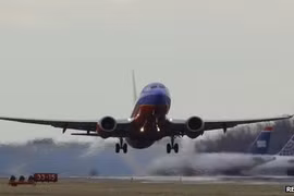 Mỹ cảnh báo về nguy cơ bom giầy 