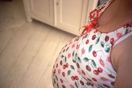 Bị hiếp dâm tập thể, bé gái 16 tuổi mang thai 8 tháng 