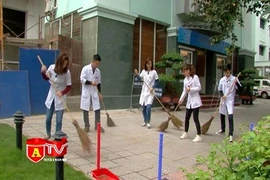 Chung tay vì môi trường bệnh viện xanh – sạch – đẹp