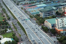 Bộ mặt đô thị Hà Nội thay đổi ra sao sau 10 năm nỗ lực đầu tư?