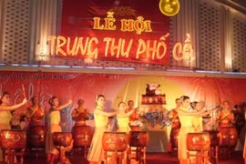 Chơi Trung thu 2015 trên phố cổ Hà Nội có gì vui?