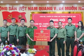 Nghĩa tình Công an Hà Nội đến với người dân và đồng đội 2 tỉnh Hà Tĩnh, Nghệ An