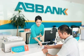 ABBANK giảm lãi suất đến 2,8% năm, tiếp sức khách hàng phục hồi sau bão