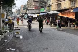Tăng cường kiểm tra, xử lý vi phạm trật tự đô thị ở địa bàn 'nóng'