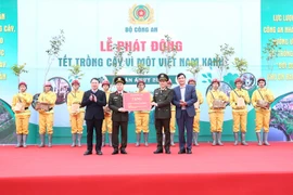 Bộ Công an phát động “Tết trồng cây – Vì một Việt Nam xanh” Xuân Ất Tỵ 2025