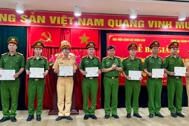 Vận dụng tốt kiến thức học tập để làm tốt nhiệm vụ giữ vững an ninh trật tự địa bàn Thủ đô
