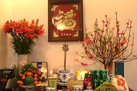 Cách bố trí bàn thờ ngày Tết Nguyên Đán đơn giản đẹp, trang nghiêm