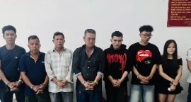 Động thái tố tụng quyết liệt với nhóm người lên ‘kịch bản’ khiêng quan tài diễu phố trước chợ Bến Thành 