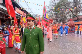 Giữ vững an ninh trật tự lễ công bố 'Lễ hội làng Bát Tràng là Di sản Văn hóa phi vật thể quốc gia'