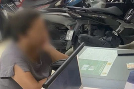 Xử phạt người phụ nữ trông giữ phương tiện trái phép tại khu vực Nhà tang lễ Thành phố