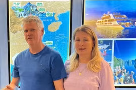 Du khách nước ngoài viết thư cảm ơn Công an Hà Nội