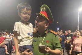 'Trải nghiệm' khó quên của bé trai 10 tuổi tại sự kiện A80, tối 27-8