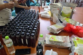 Đường dây sản xuất, kinh doanh thuốc “hỗ trợ sinh lý nam” Kháu Vài Lèng… giả giao dịch hơn 20 tỷ đồng bị bóc gỡ thế nào?