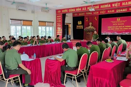 Lãnh đạo Công an thành phố Hà Nội kiểm tra, tháo gỡ khó khăn cho lực lượng cơ sở