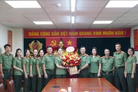 Phụ nữ Công an Hà Nội: Tự tin – Tự trọng – Trung hậu – Đảm đang