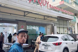 CSGT Hà Nội kịp thời mở đường đưa người dân bị đột quỵ đi cấp cứu