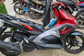 Truy 'nóng' ổ nhóm đối tượng chuyên phóng xe máy tốc độ cao đi cướp, trộm cắp