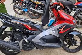 Truy 'nóng' ổ nhóm đối tượng chuyên phóng xe máy tốc độ cao đi cướp, trộm cắp