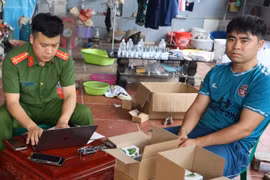 Khởi tố chủ cơ sở sản xuất, buôn bán mỹ phẩm giả doanh thu 6 tỷ đồng