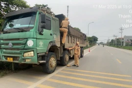 CSGT Hà Nội xử lý hơn 1.400 trường hợp vi phạm quá tải, cơi nới thùng xe