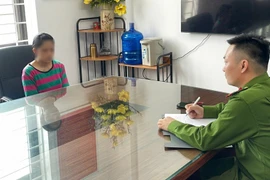 Người phụ nữ tự rạch tay, dựng màn kịch bị cướp