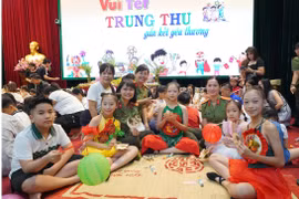 Vui Trung thu – Gắn kết yêu thương” cùng con em cán bộ, chiến sĩ Công an Thủ đô