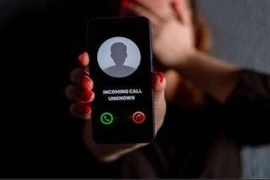 Nhận liên tiếp "Lệnh tạm giam", "Án phạt tù"...nam thanh niên trốn vào nhà nghỉ